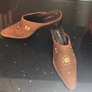 Art Effects mule size 9